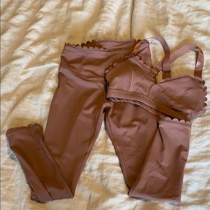 L’urv I’m On Clouds 7/8 Leggings & Matching Bra